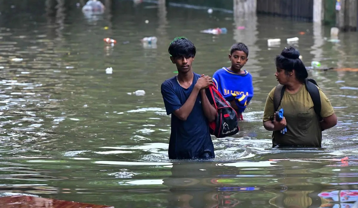 Death Toll from Sri Lanka s Cyclone Ditwah Rises to 159 Hundreds Still Missing